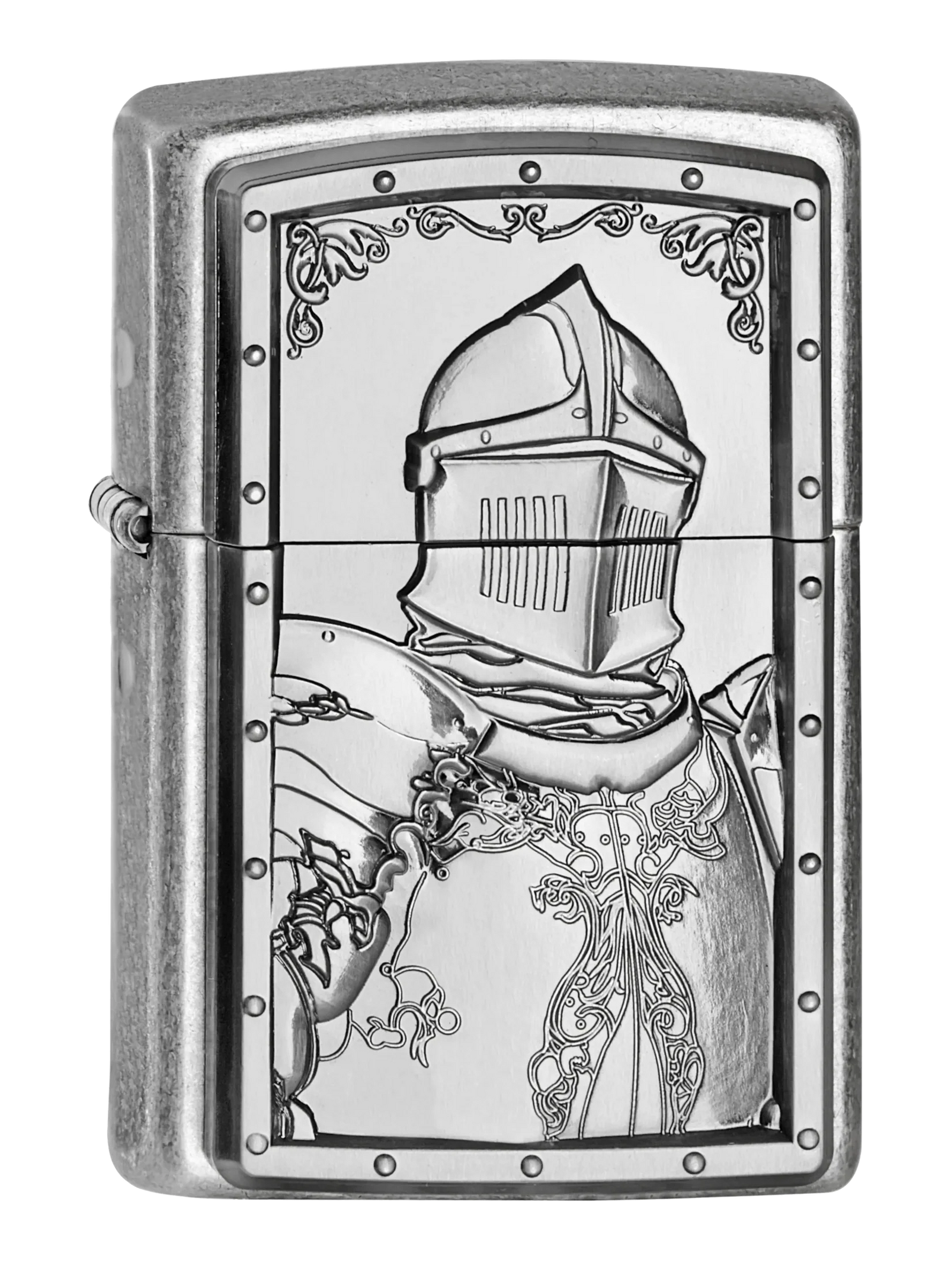 Zippo A Knight’s Tale Limited Edition Frontansicht mit Ritterhelm und Antique Silver Oberfläche