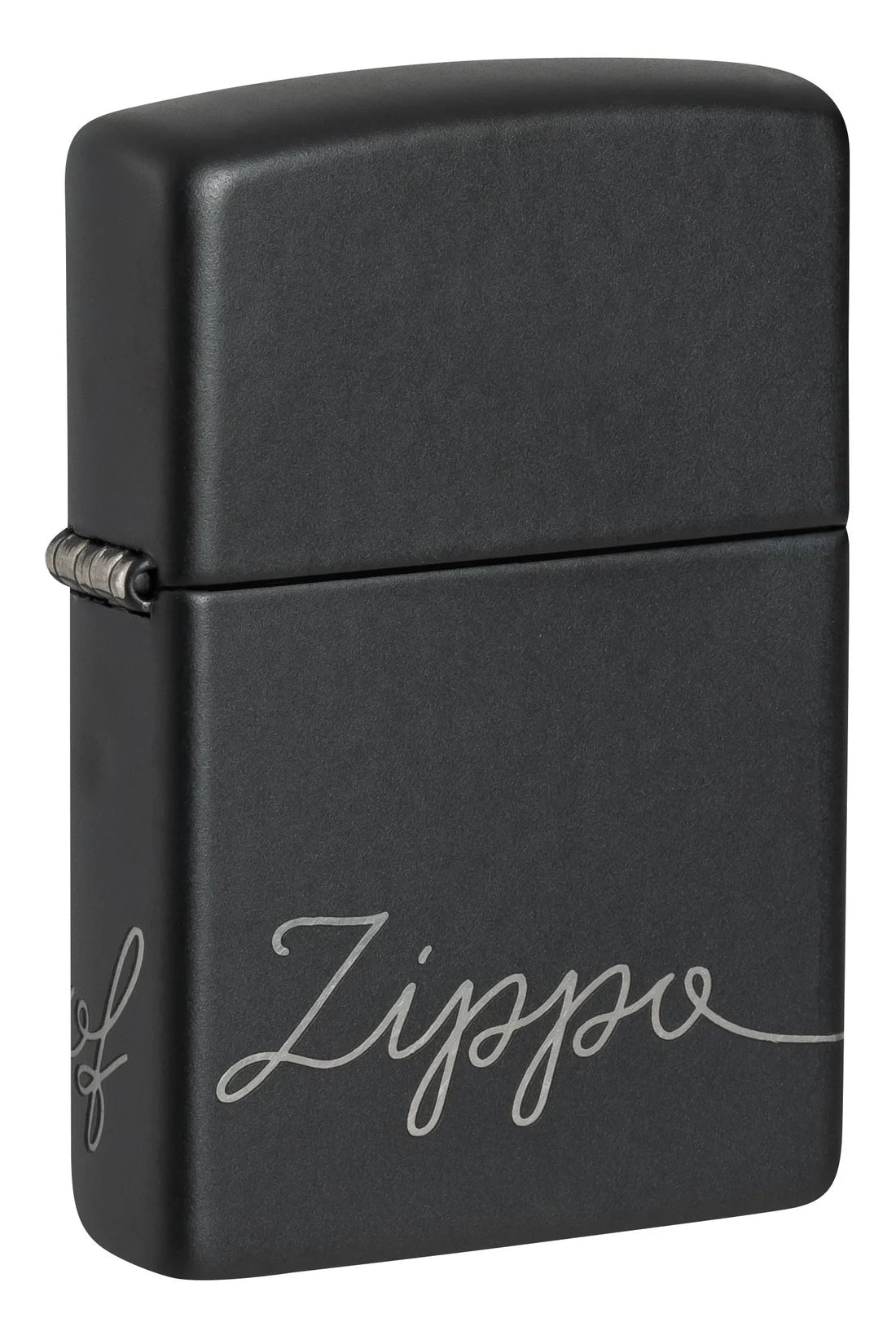 Ein besonderes Highlight ist die lasergravierte Schrift auf der Vorderseite, die das Wort „Zippo“ in einer stilvollen, geschwungenen Handschrift zeigt.