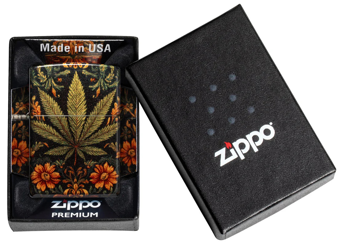 Zippo Verpackung: Premium-Box mit „Made in USA“ Einleger und Produkt im Display.