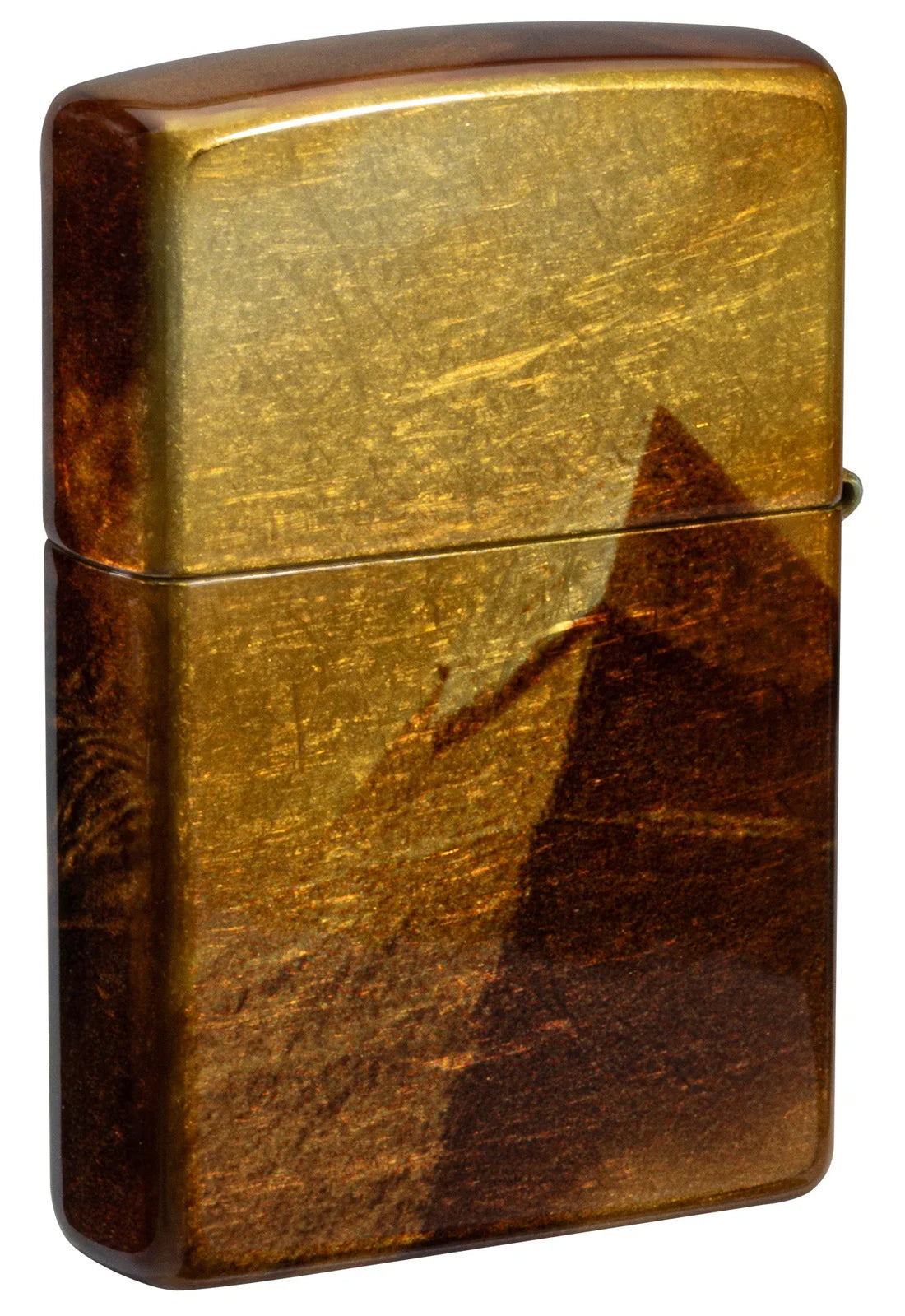 Zippo Rückansicht: dezente pyramidenartige Silhouette auf goldenem Messinghintergrund.