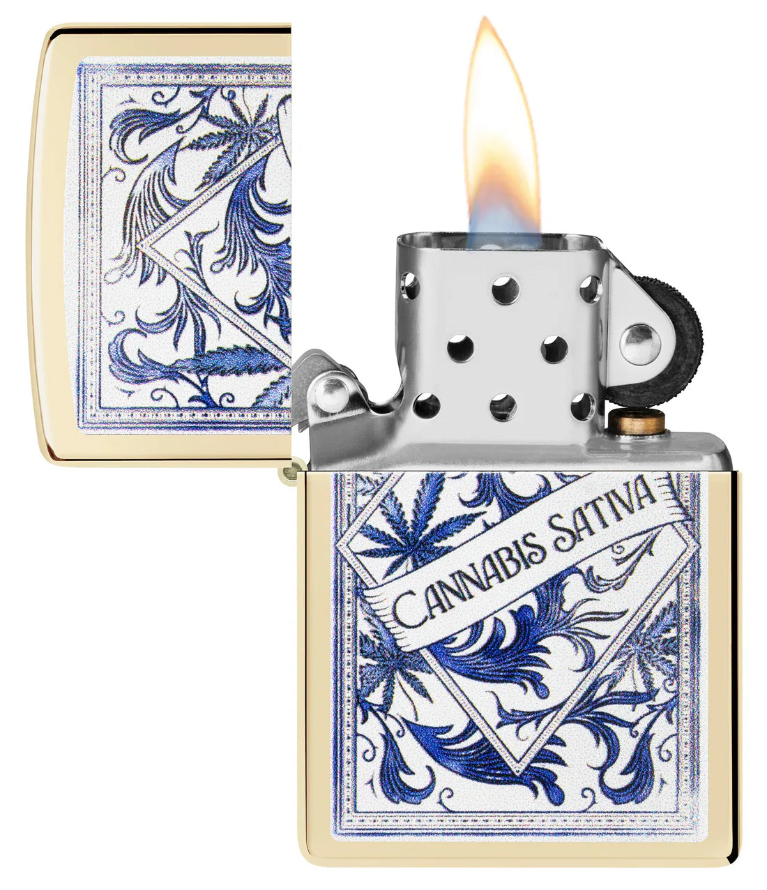 Geöffnetes champagnerfarbenes Zippo Feuerzeug mit Flamme und dekorativem „CANNABIS SATIVA“ Motiv auf der Front