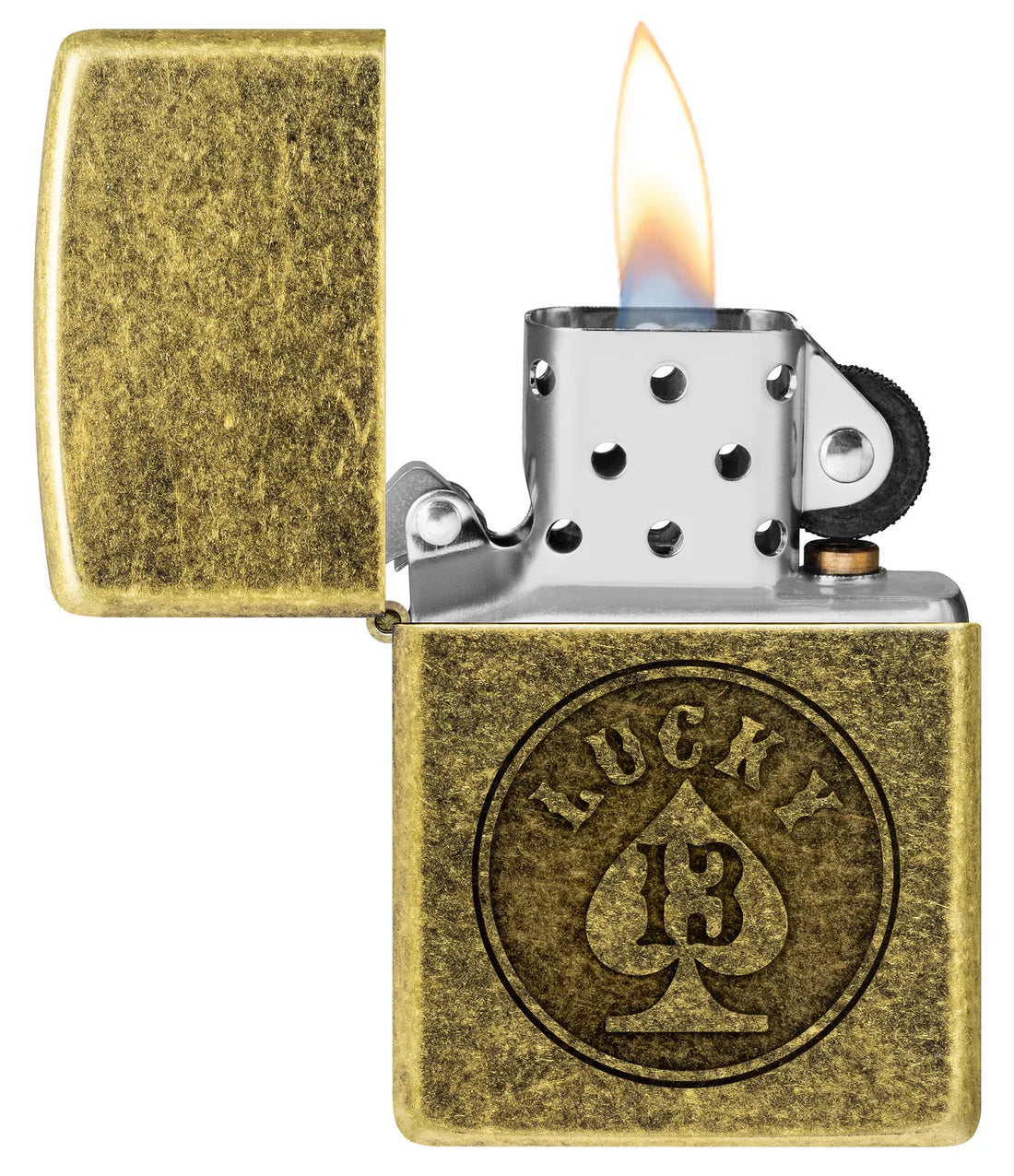 Zippo Feuerzeug geöffnet mit Flamme, Antik Brass Oberfläche und Lucky 13 Motiv