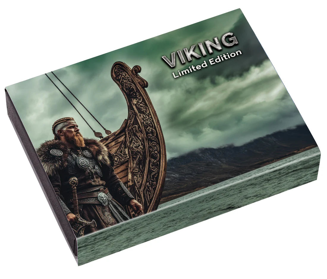 Außenseite der Geschenkverpackung mit Wikinger und Drachenboot