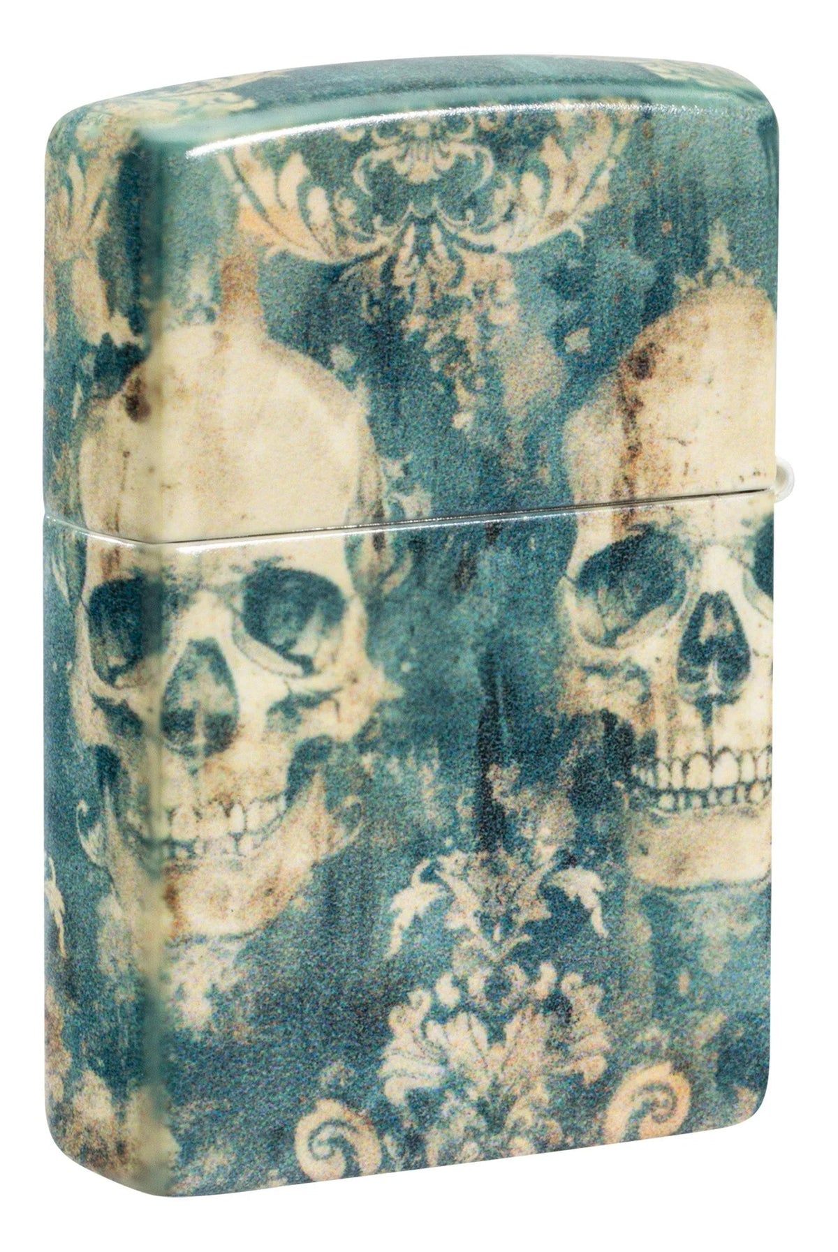 Rückseite des Zippo Totenkopf Feuerzeugs mit umlaufendem Ornament- und Skull-Motiv