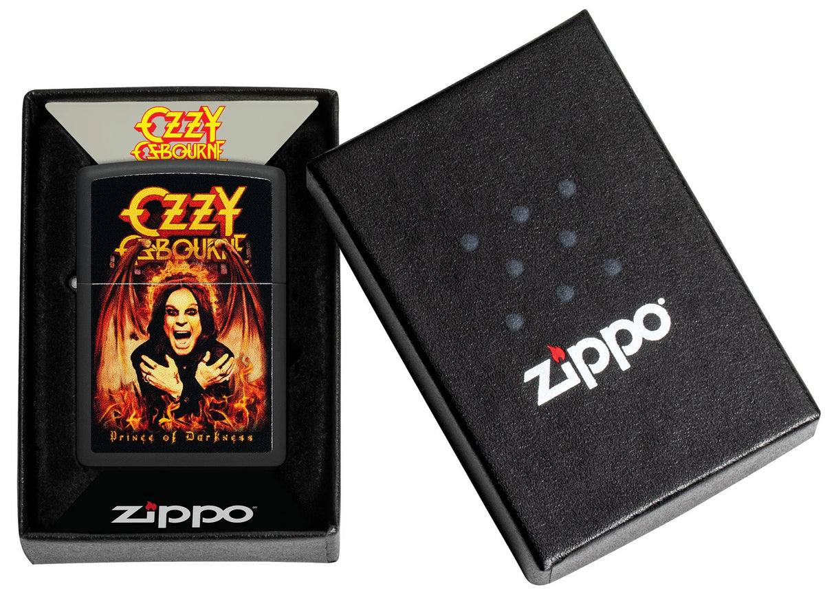 Zippo Ozzy Osbourne Prince of Darkness in der One-Box-Geschenkverpackung mit sichtbarem Brand Logo