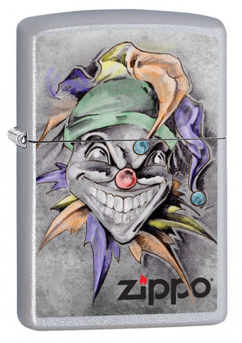 Ein Clown grinst Dir mitten in&#39;s Gesicht. Eventuell will er ja nur spielen, oder? Ein schönes Satin Chrome Zippo Benzinfeuerzeug.
