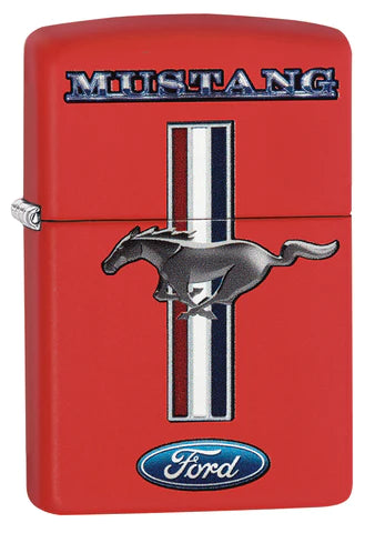 Das Zippo Ford Mustang red ist ein Highlight mit einem wunderbaren roten Kontrast. Der jeweilige Brand von Ford und Ford Mustang auf einem Red Matte Zippo Benzinfeuerzeug vereint. Ein schönes Farbenspiel, gut gelungen.