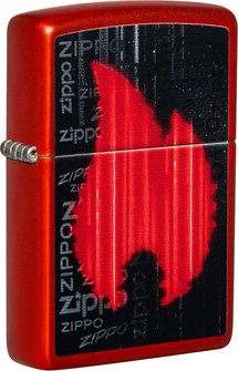 Das passt doch wunderbar Zusammen, die Zippo Flamme als Logo auf einem Metallic Red Zippo Benzinfeuerzeug.