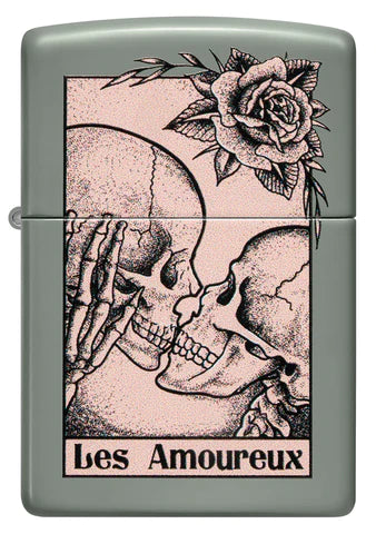 Die Liebe über den Tod hinaus. Ein tolles Color Image auf einem Sage Zippo Feuerzeug zeigt ein Liebespaar in inniger Umarmung.